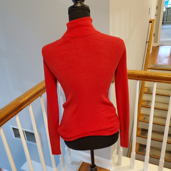 Sweater - Picture 2 of 2